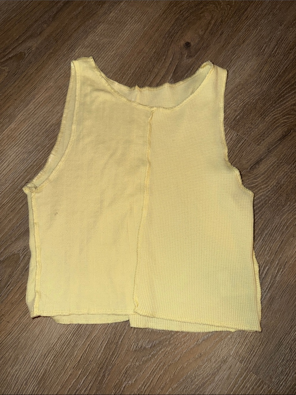 American Eagle Outfitters Pale Yellow Ribbed crop Tank Top